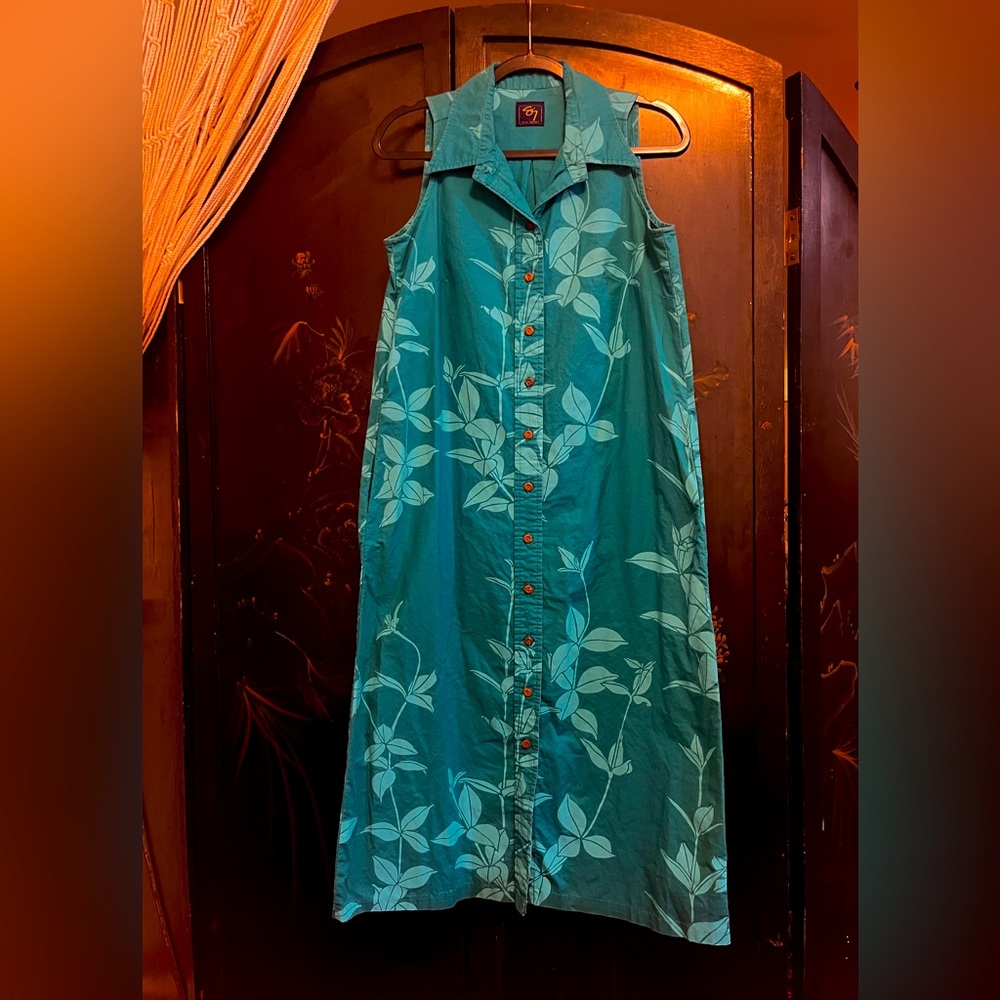 SOLD!! 💸 Vintage Sig Zane full-length shirt dress